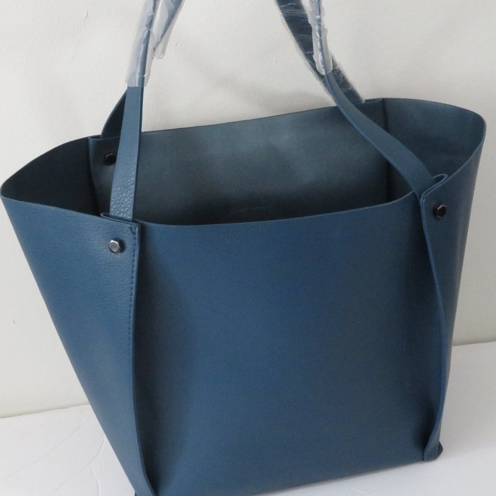 Neiman Marcus Large Bucket Purse - Picture 1 of 6